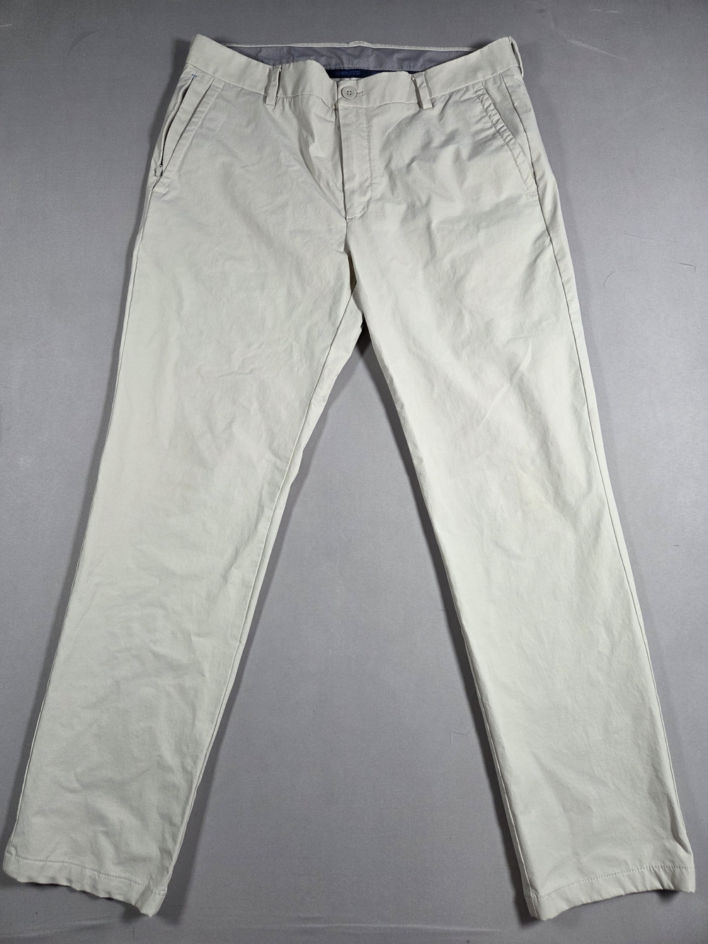 Vineyard Vines OTG Light Cream Straight Leg Performance Chinos Size 35x30